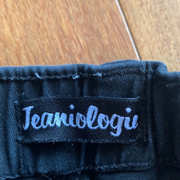 Boys black cotton jogger, size medium (10) - Picture 3 of 4